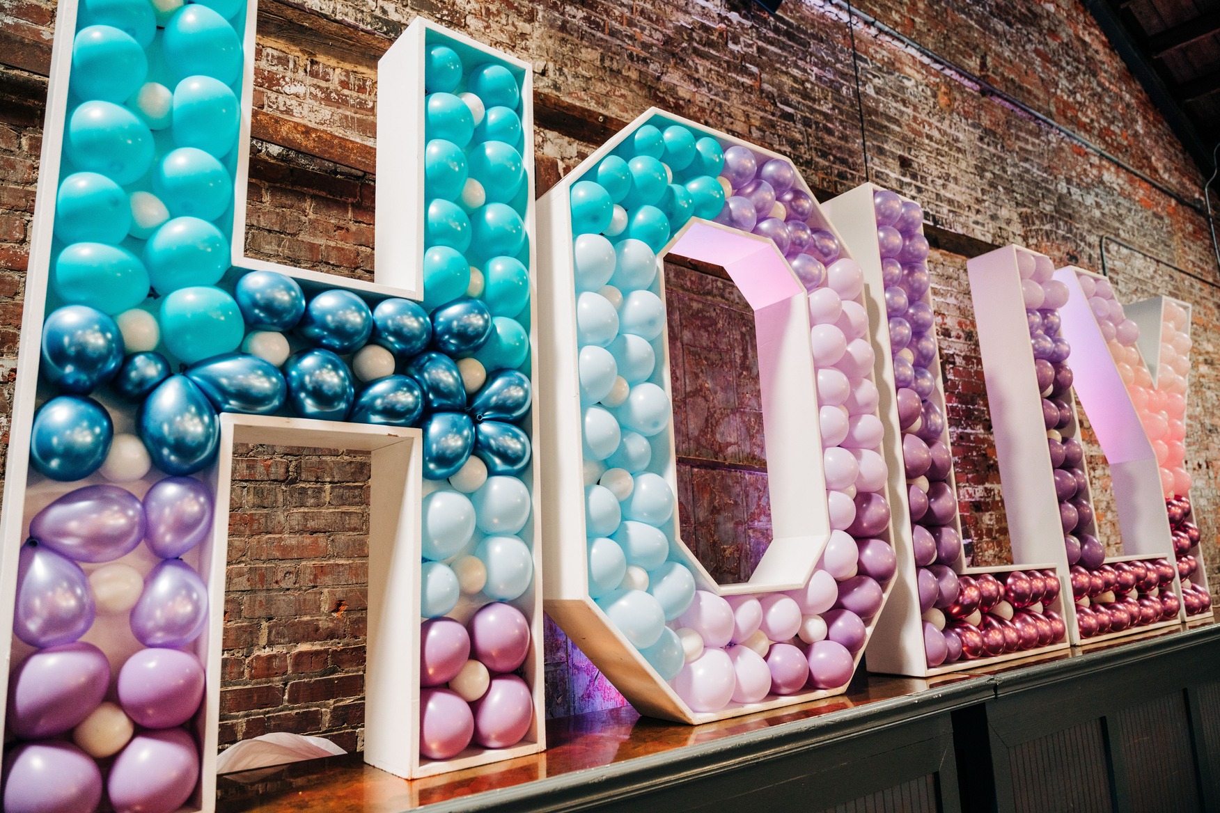 Balloon Holly Letters